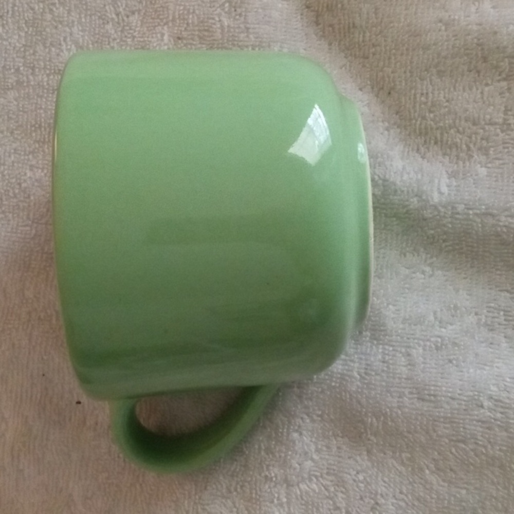 💥 Preferred Stock Green Coffee Mug
